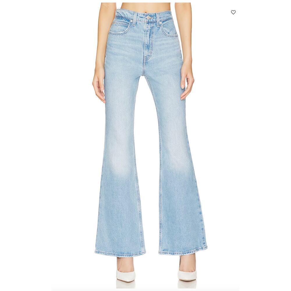 EUC $108 Levi's 70's High Rise Flare Light Wash Jeans